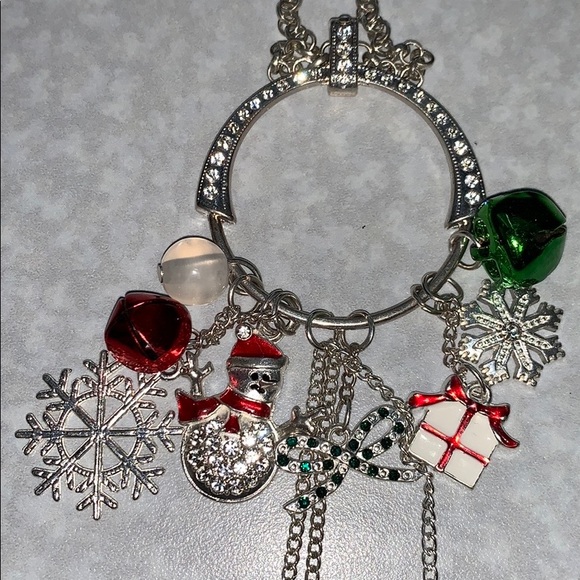 NWT Christmas/Holiday Necklace - Picture 1 of 6